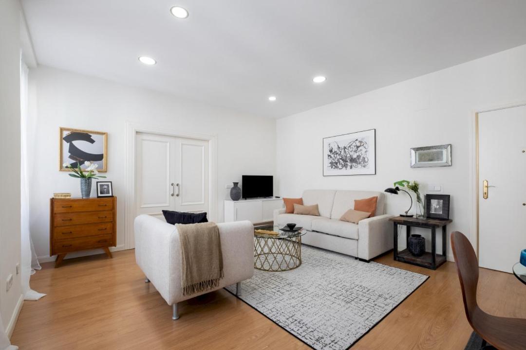 1 Bedroom 1 Bathroom Furnished - Sol - Bright Refurbished - Mintystay Madrid Exterior foto