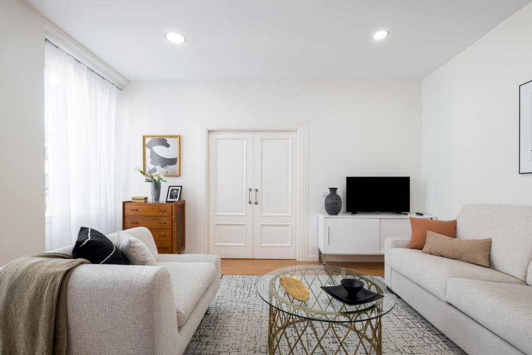 1 Bedroom 1 Bathroom Furnished - Sol - Bright Refurbished - Mintystay Madrid Exterior foto