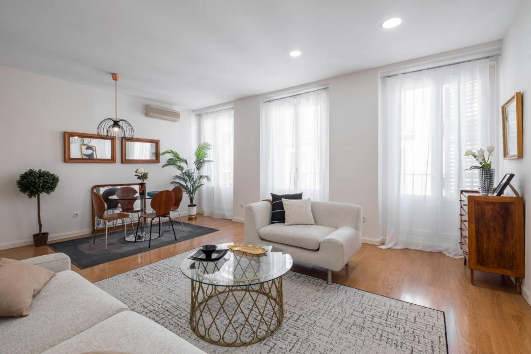 1 Bedroom 1 Bathroom Furnished - Sol - Bright Refurbished - Mintystay Madrid Exterior foto