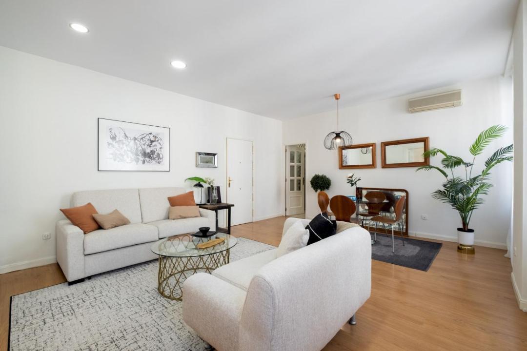 1 Bedroom 1 Bathroom Furnished - Sol - Bright Refurbished - Mintystay Madrid Exterior foto