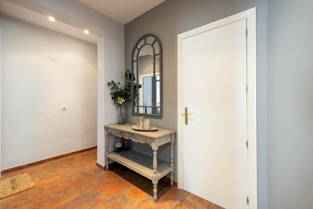 1 Bedroom 1 Bathroom Furnished - Sol - Bright Refurbished - Mintystay Madrid Exterior foto