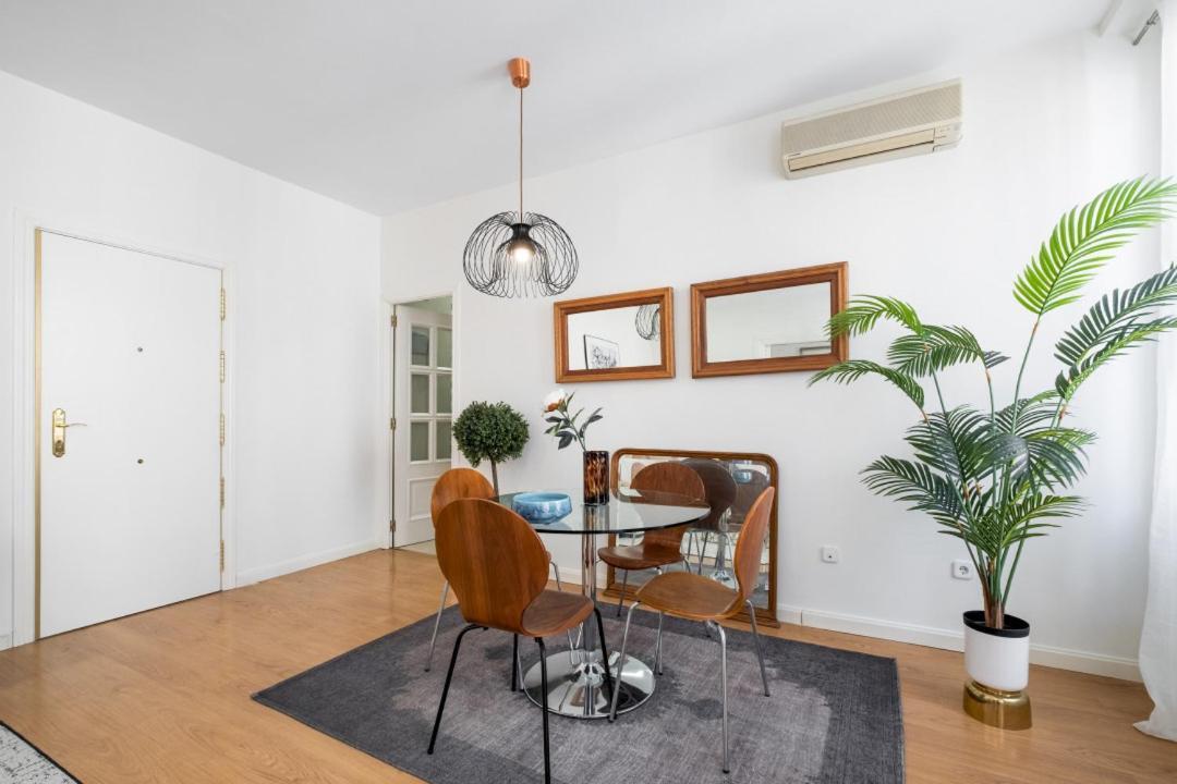 1 Bedroom 1 Bathroom Furnished - Sol - Bright Refurbished - Mintystay Madrid Exterior foto