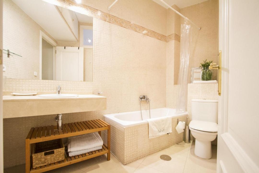 1 Bedroom 1 Bathroom Furnished - Sol - Bright Refurbished - Mintystay Madrid Exterior foto