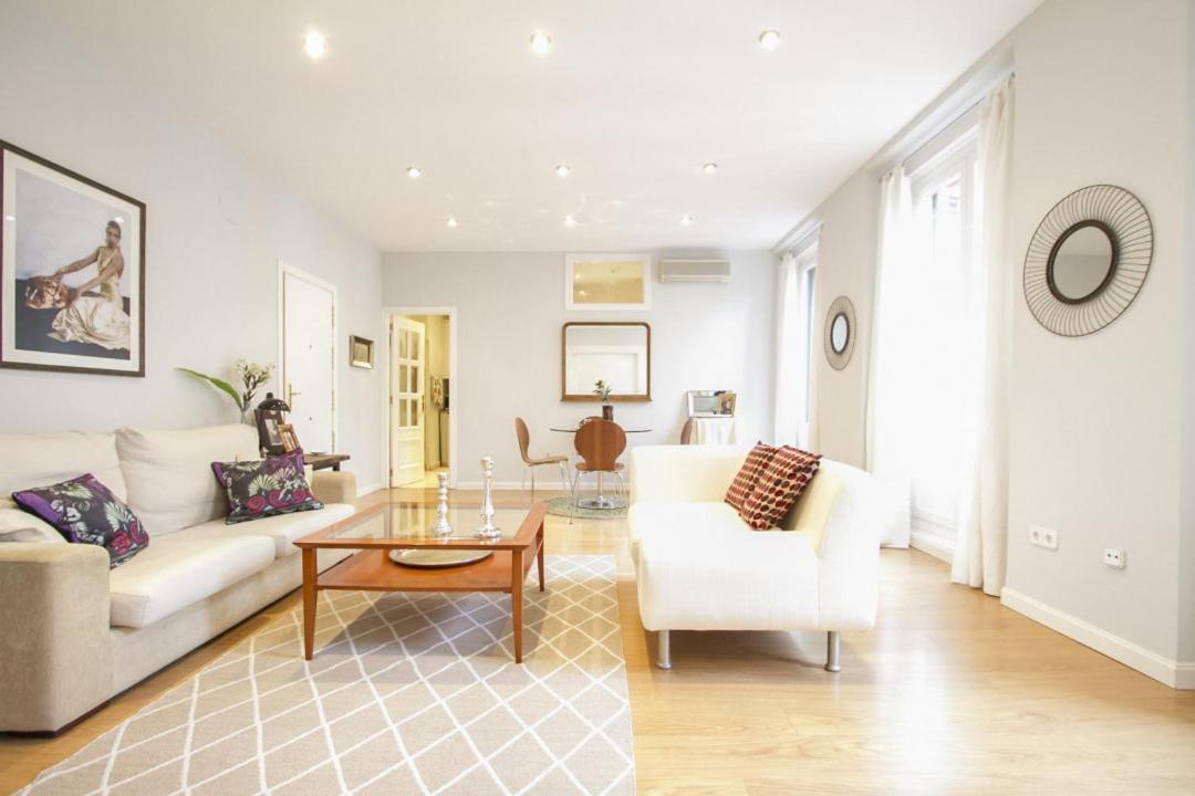 1 Bedroom 1 Bathroom Furnished - Sol - Bright Refurbished - Mintystay Madrid Exterior foto