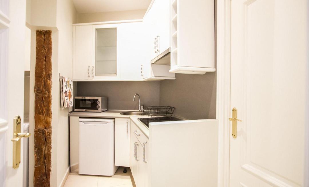 1 Bedroom 1 Bathroom Furnished - Sol - Bright Refurbished - Mintystay Madrid Exterior foto